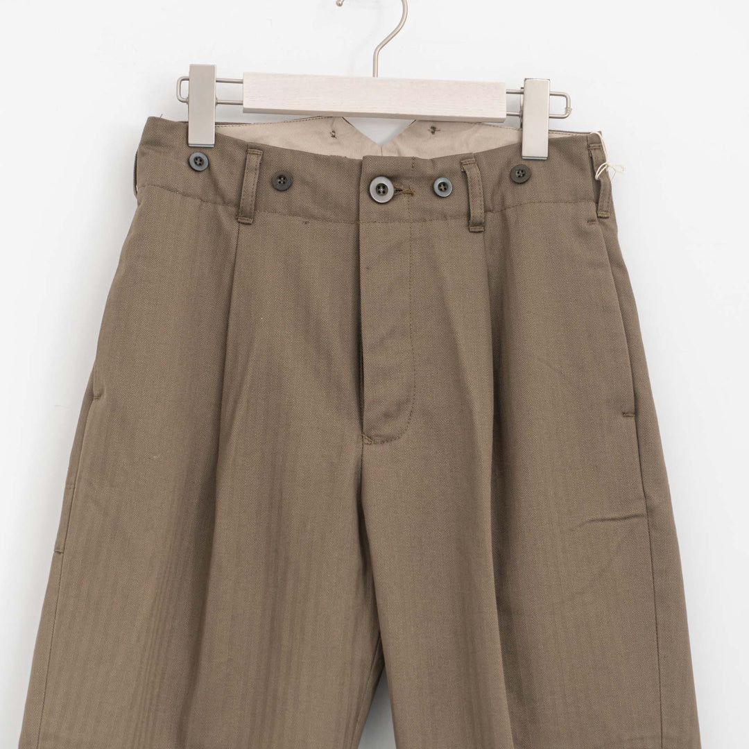 ASEEDONCLÖUD/　HW classic trousers 261509-Y