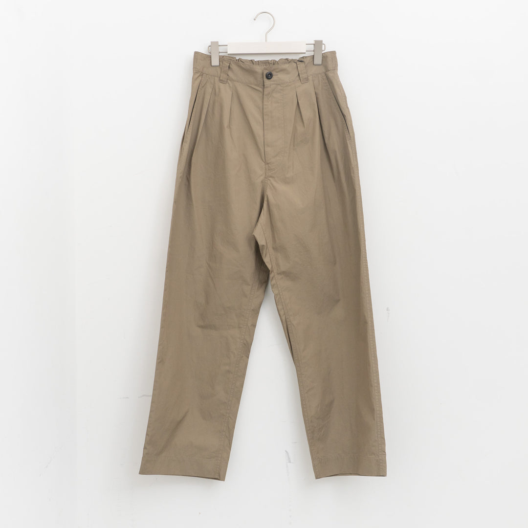 MHL. /MEN　FINE COMPACT COTTON POPLIN TROUSERS 596-6140211-suomi