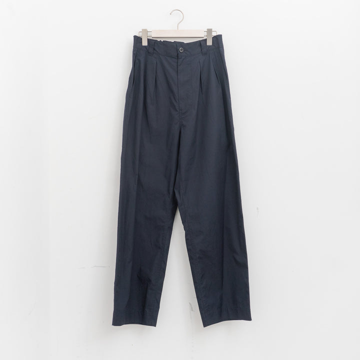 MHL. /MEN　FINE COMPACT COTTON POPLIN TROUSERS 596-6140211-suomi