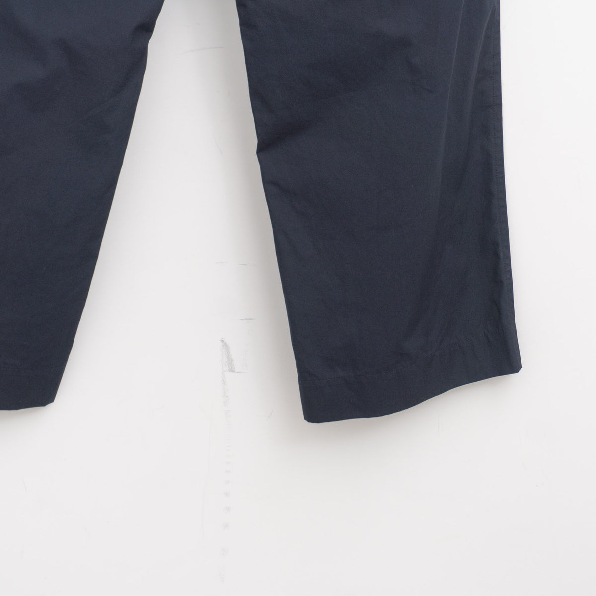 MHL.｜MEN　FINE COMPACT COTTON POPLIN TROUSERS 596-6140211-HS