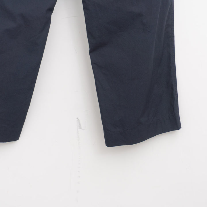 MHL. /MEN　FINE COMPACT COTTON POPLIN TROUSERS 596-6140211-suomi