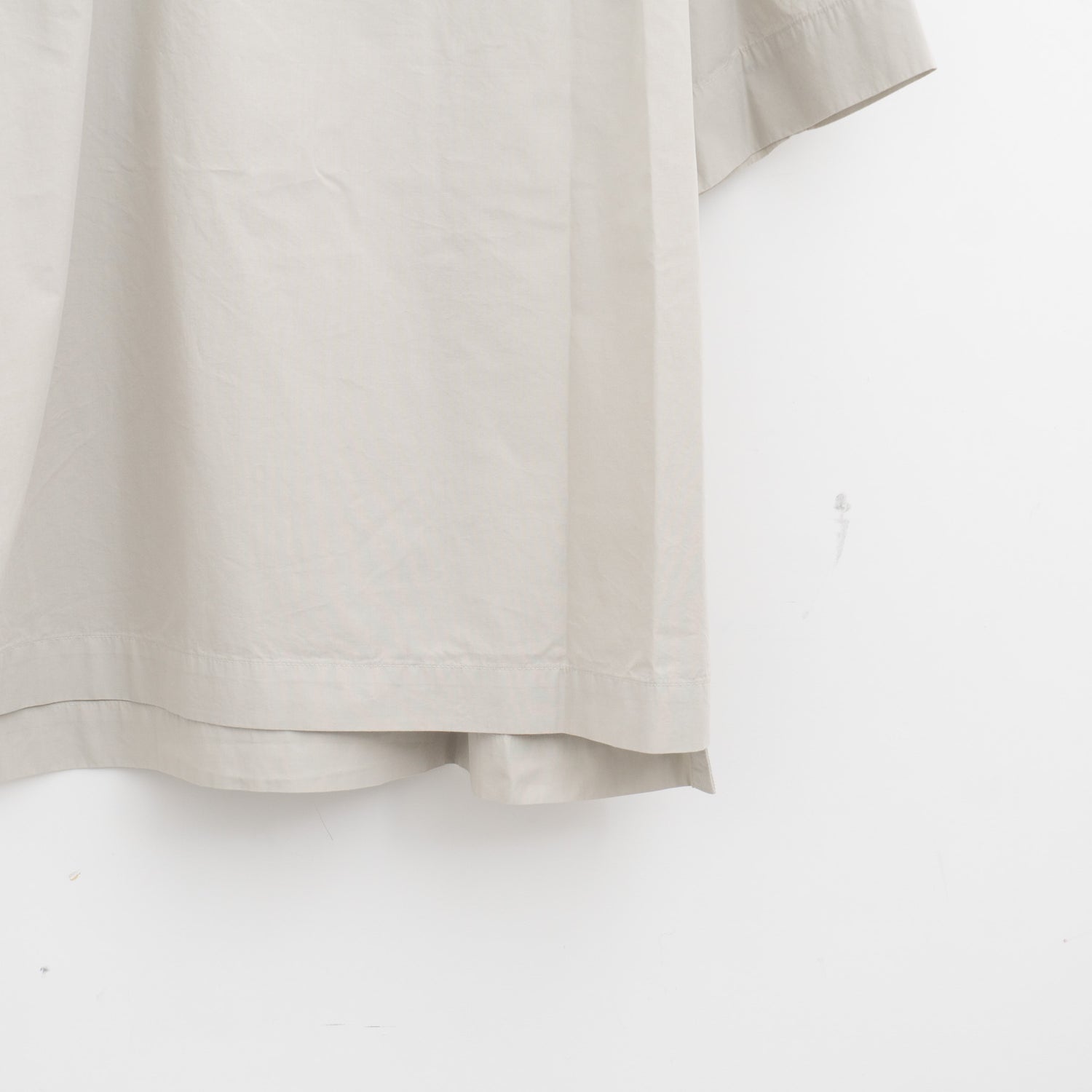 MHL.｜MEN　COMPACT COTTON POPLIN SHIRT 596-6150219-suomi
