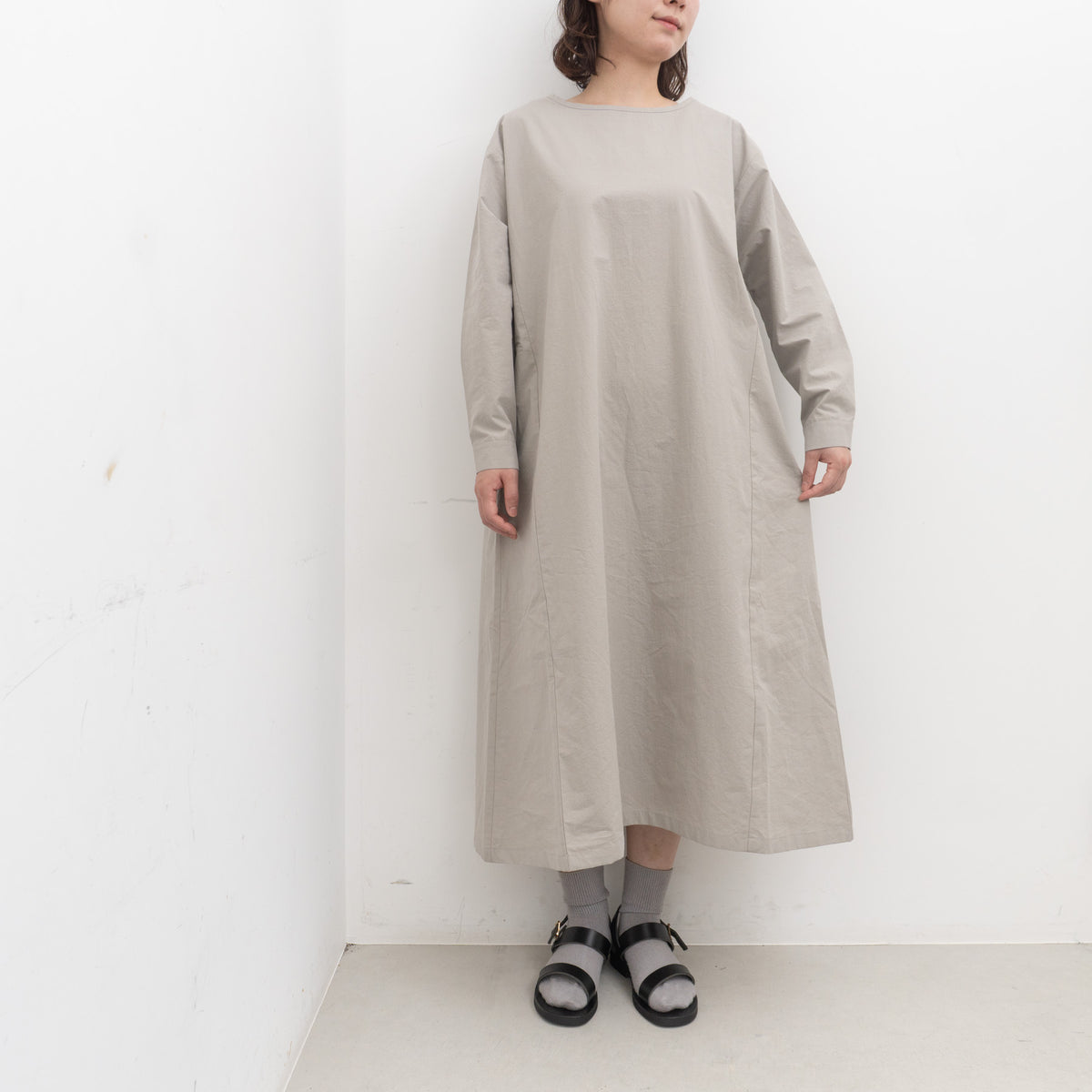 TAYUTAU｜近江晒クルーネックワンピース　Y319062