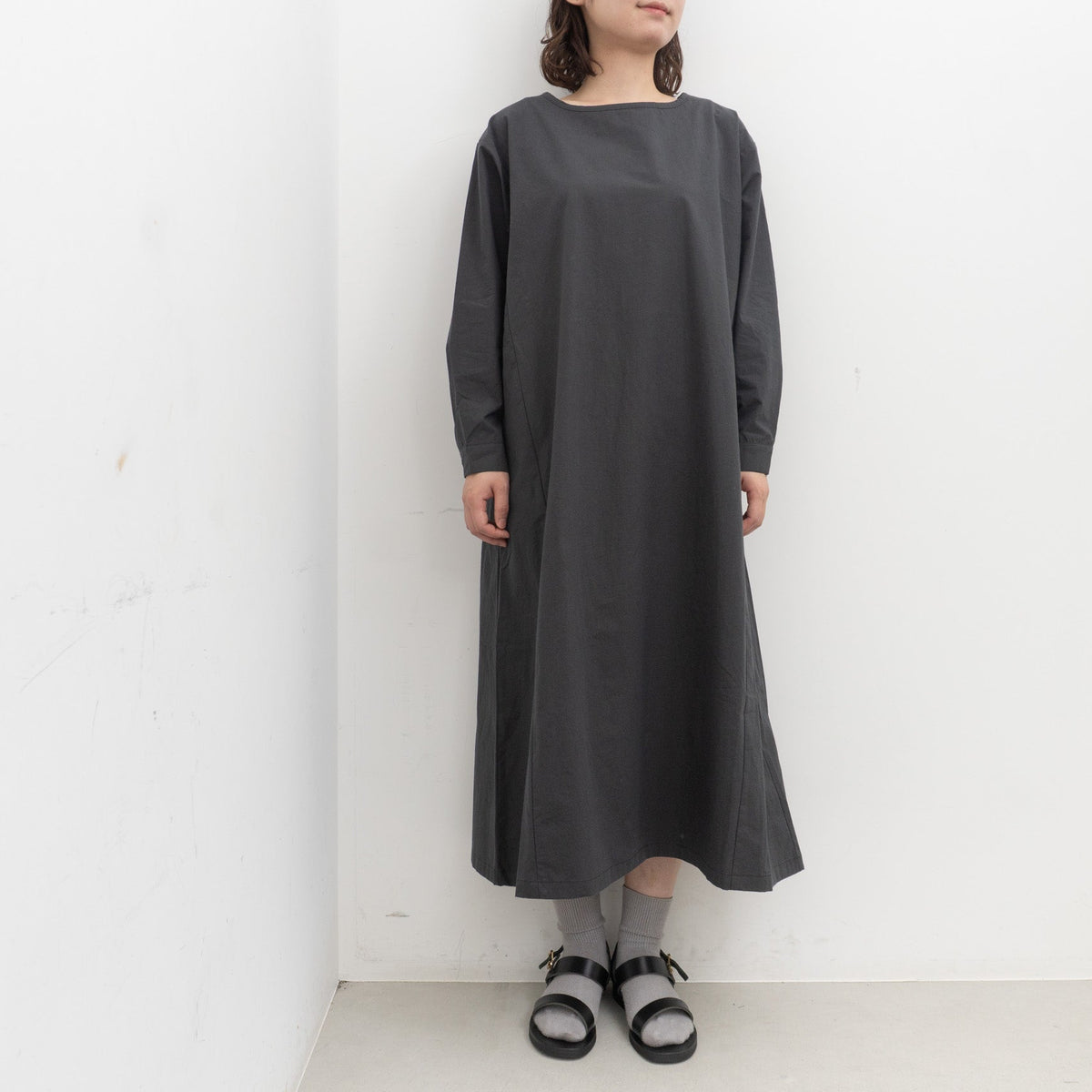 TAYUTAU｜近江晒クルーネックワンピース　Y319062