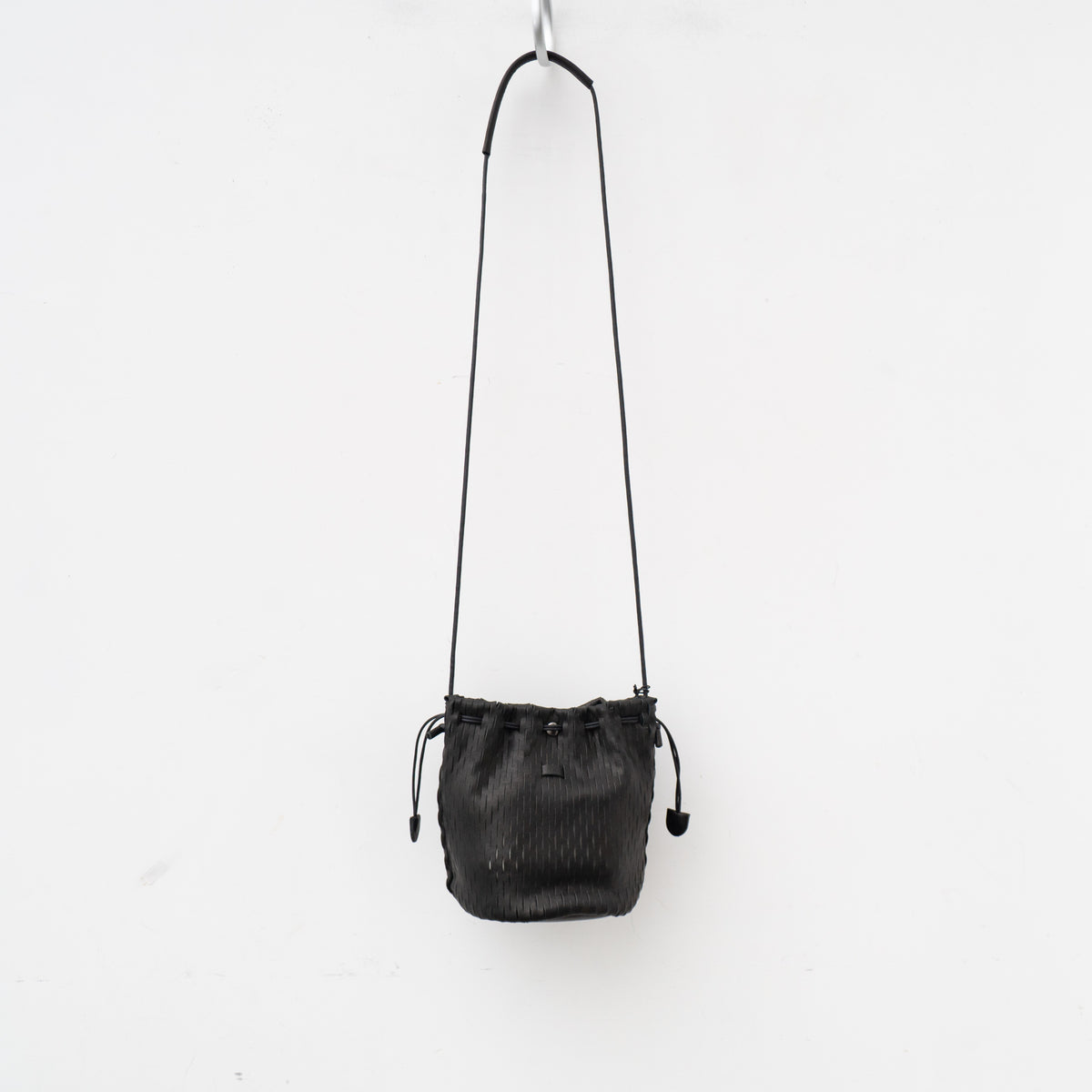 i ro se｜"net" bucket mini bag BAG-N07（BLACK）