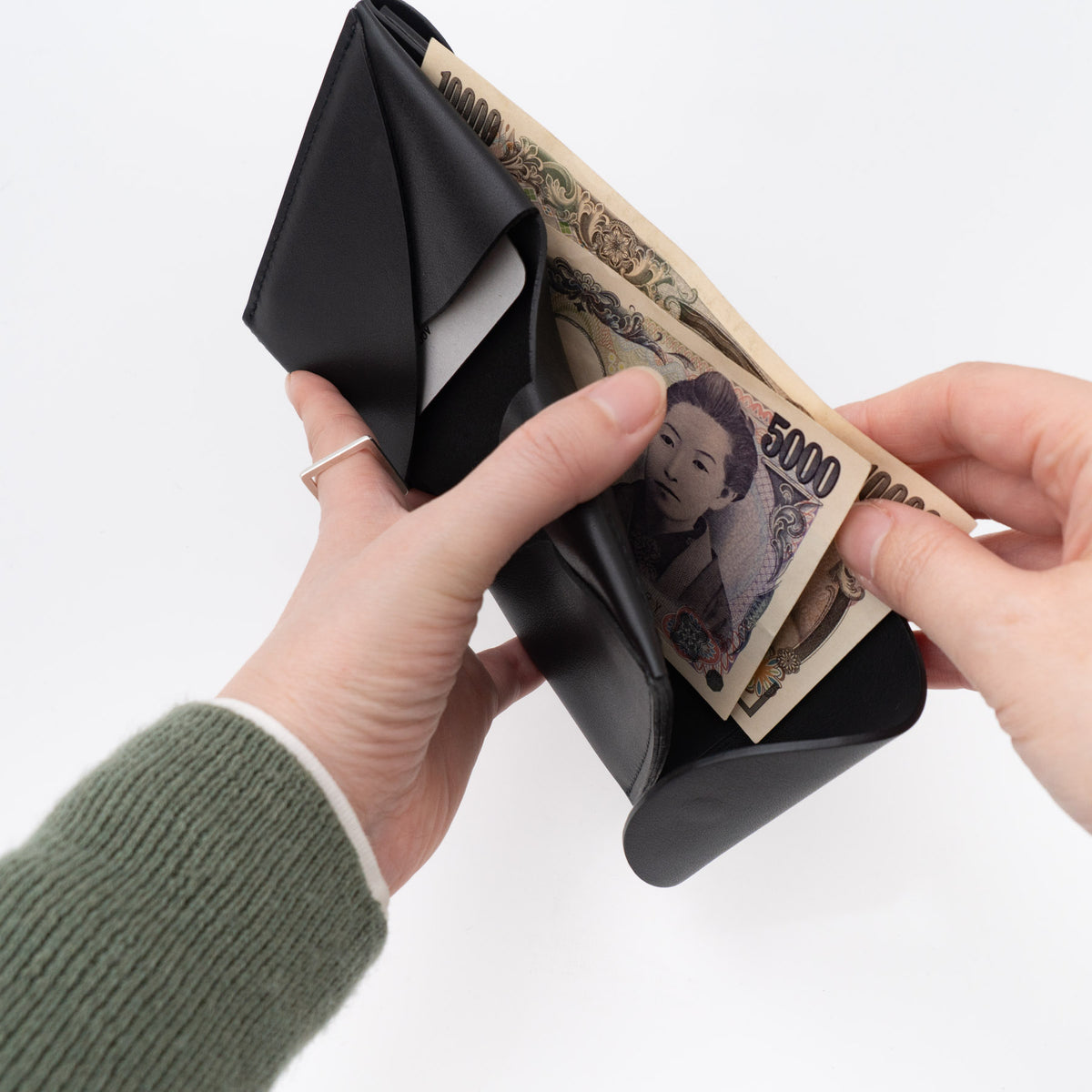 i ro se｜FOLD 2F WALLET ACC-F12