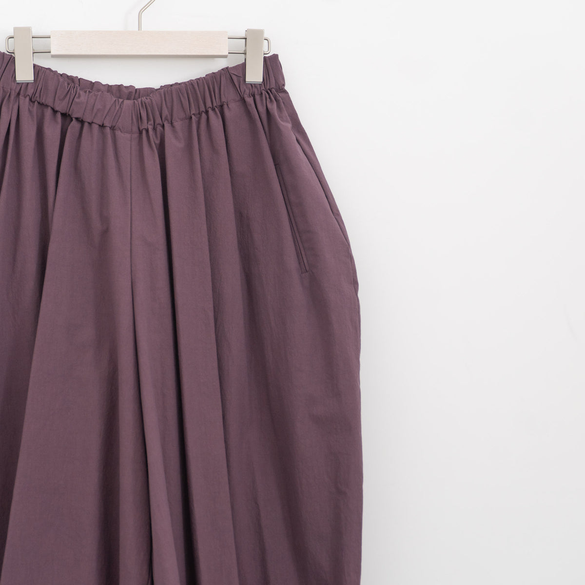 atelier naruse｜WOMEN　cotton high twist poplin gaucho pants na-h05117