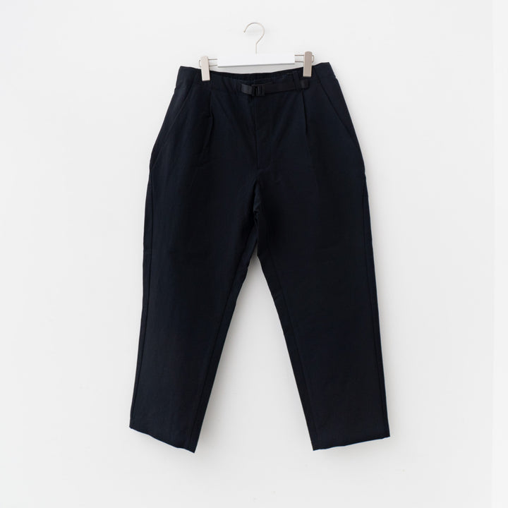 GOLDWIN/UNISEX　One Tuck Tapered Ankle Pants GL74196