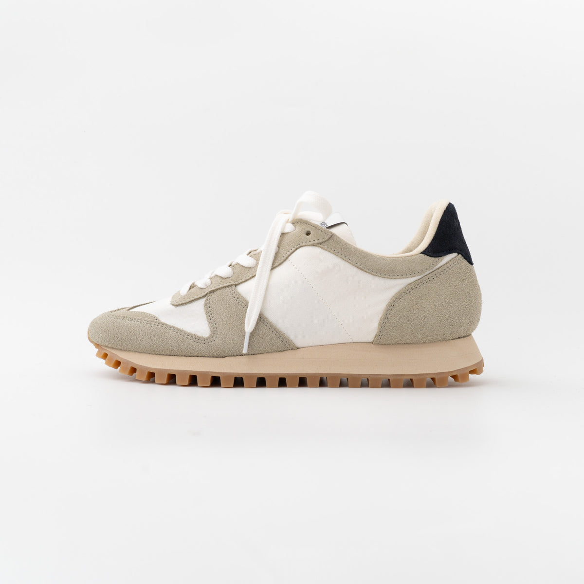 NOVESTA｜MEN　MARATHON TRAIL WHITE PAPYRUS