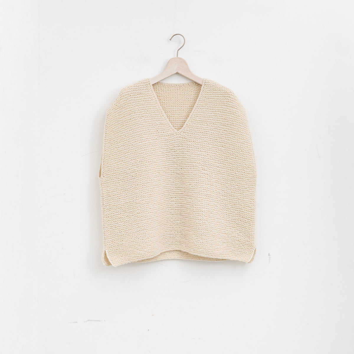 ゴーシュ｜アリパカウールハンドニット ベスト　G264-K001（white）