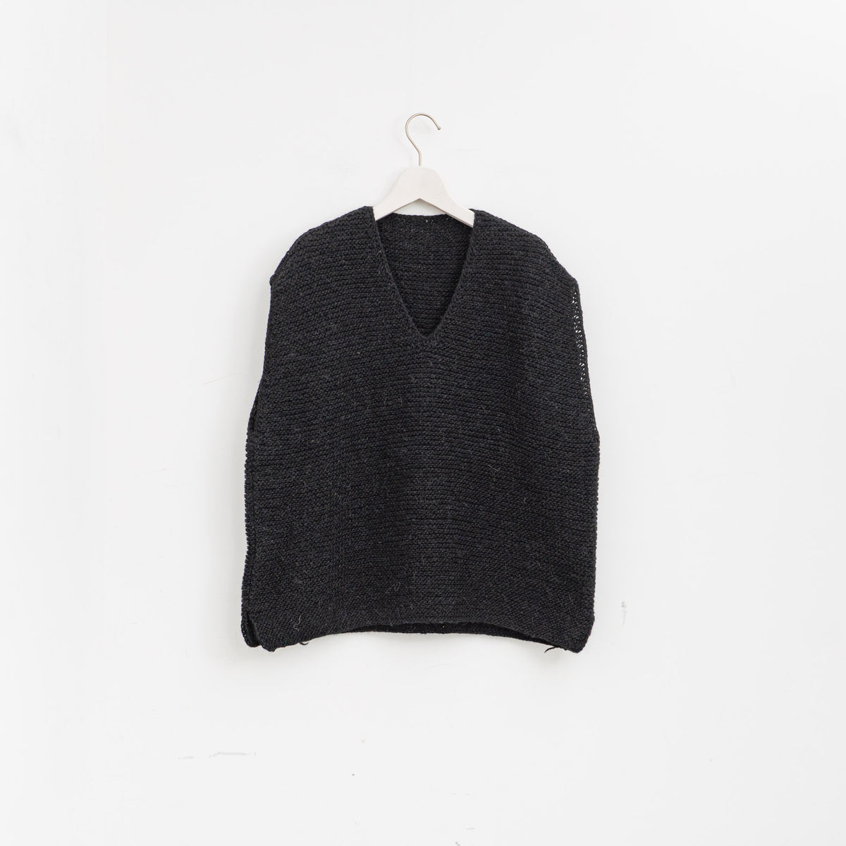 ゴーシュ｜アリパカウールハンドニット ベスト　G264-K001（black）