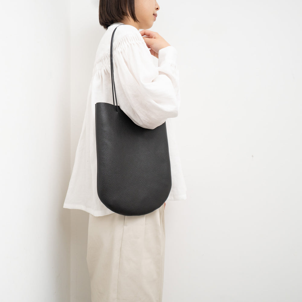 _Fot/　half circle tote 1303b - haus-netstore