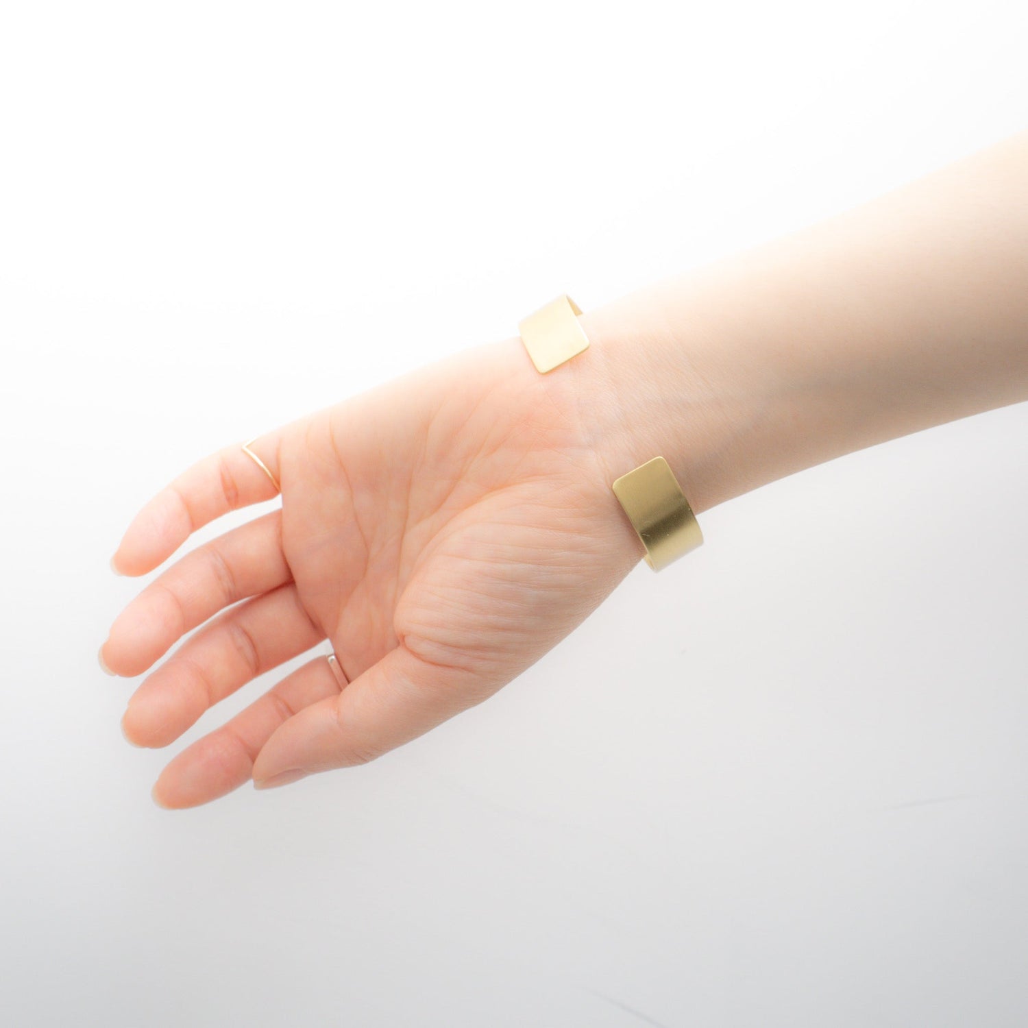_Fot/　brass plate bangle 12mm twist 1001a12 - haus-netstore