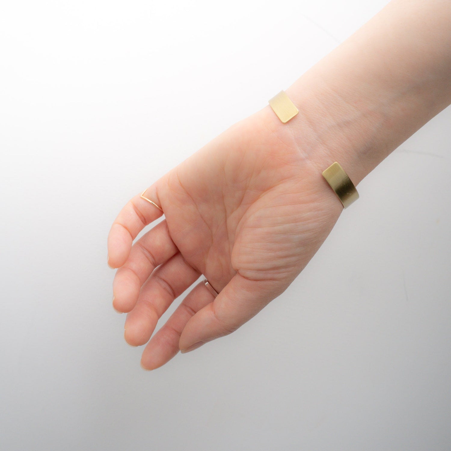 _Fot/　brass plate bangle 8mm twist 1001a8 - haus-netstore