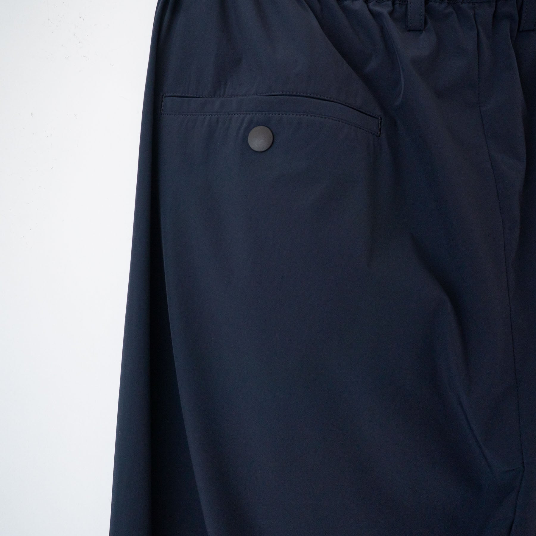 SCYE/MEN Ultra 2Way Nylon Stretch Tapered Pants – haus-netstore