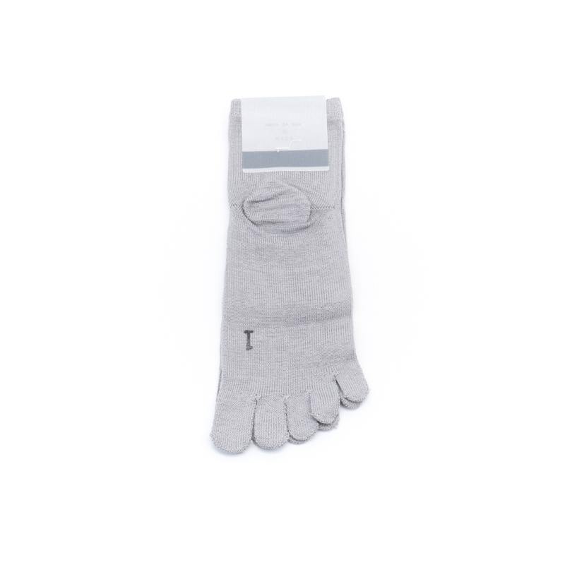 免疫力UP　meri ja kuu（メリヤクー）月と小さなワンピース ＝北アメリカの旅/　1足目シルク light gray - haus-netstore