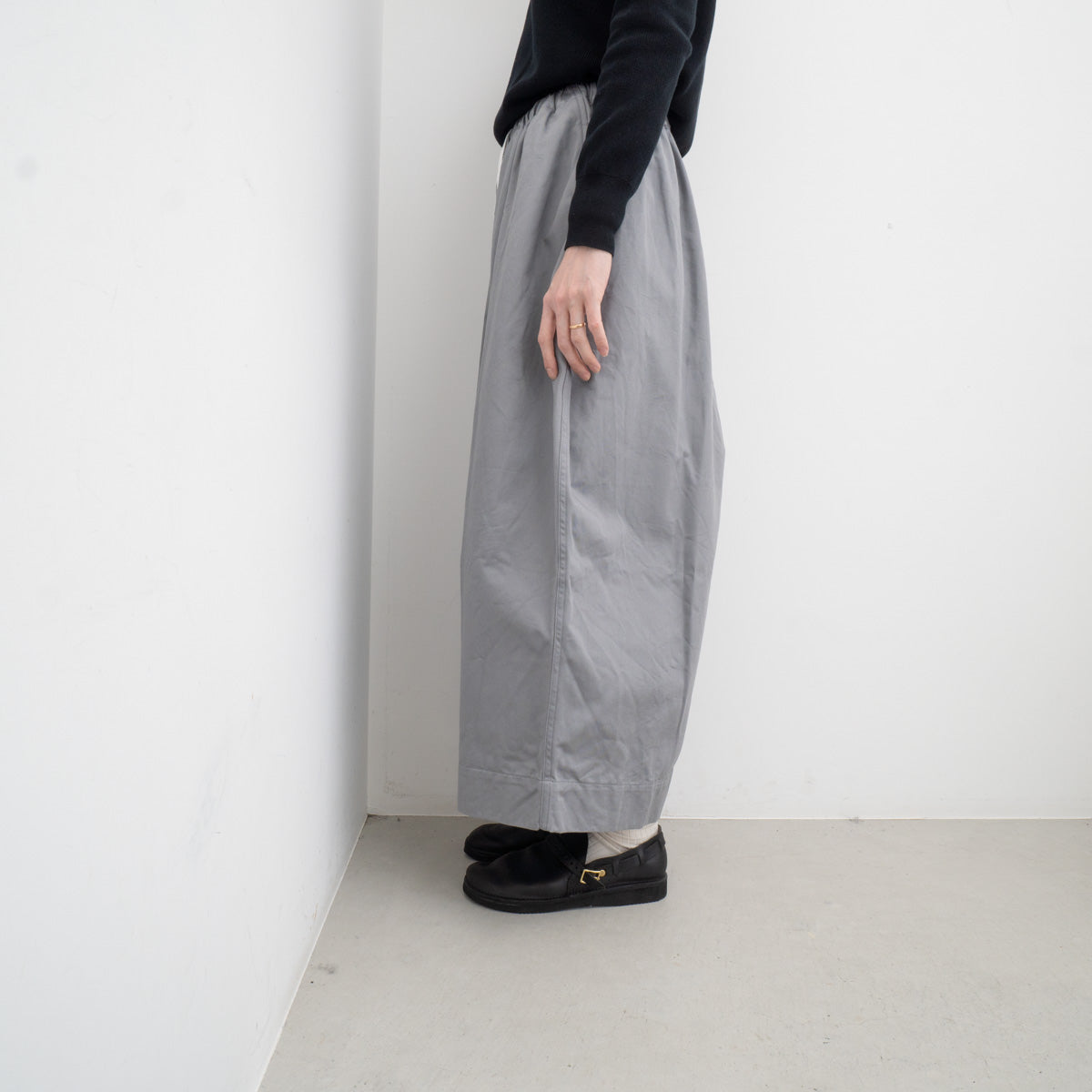 ゴーシュ / 23SS カツラギ八分丈ワイドパンツ G231-P031 – haus-netstore