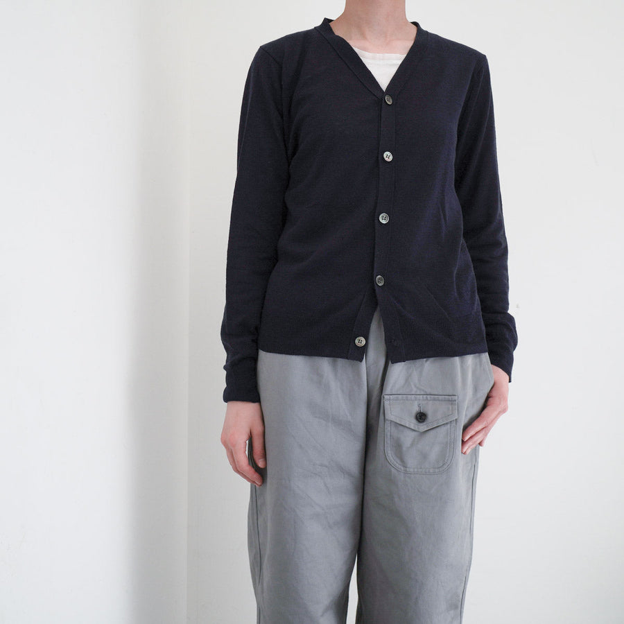 ANSPINNEN/　Fine Soft Cashmere V Neck Cardigan - haus-netstore