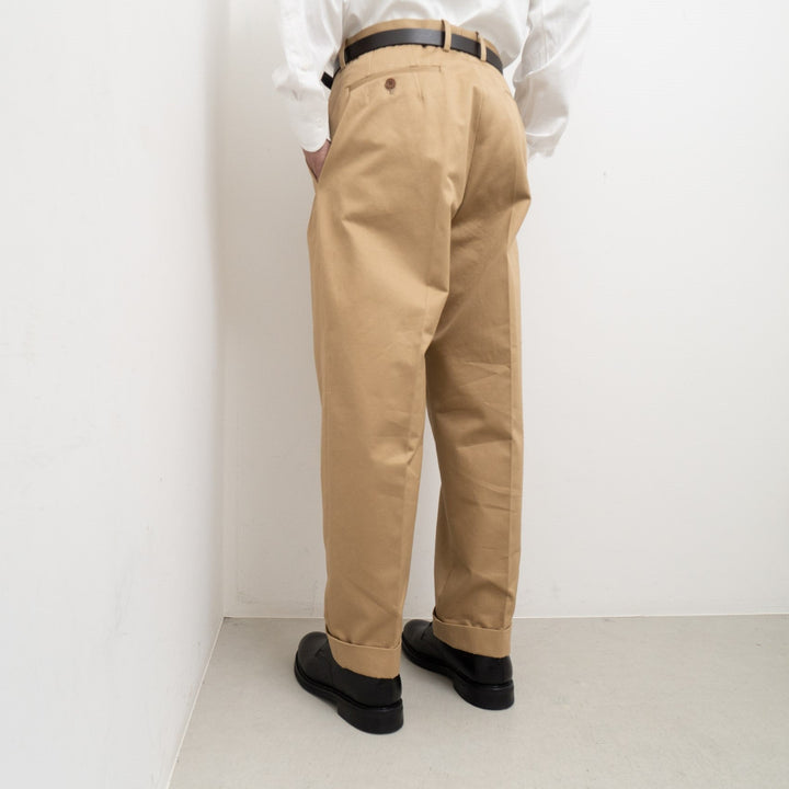 SCYE BASICS/MEN　Joaquin Chino 2Pleated Tapered Trousers - haus-netstore