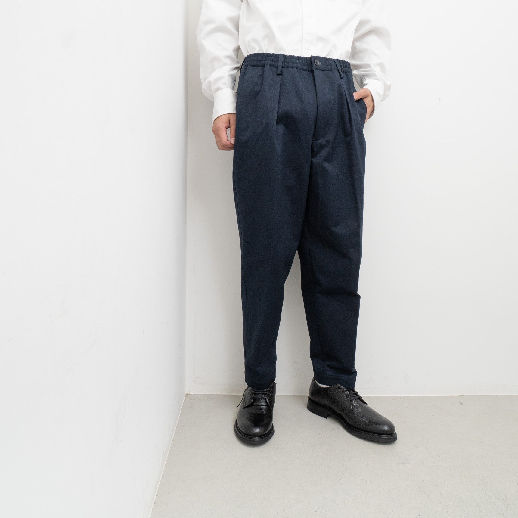 SCYE BASICS/MEN San Joaquin Chino Drawstring Trousers – haus-netstore