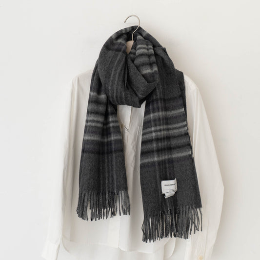THE INOUE BROTHERS.../　Large Brushed Stole (Pattern)TIB22-AL2004ML-CHECK-BLACK - haus-netstore