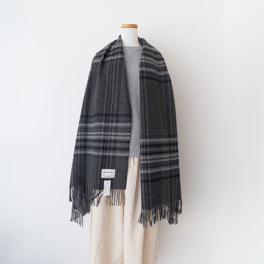THE INOUE BROTHERS.../　Large Brushed Stole (Pattern)TIB22-AL2004ML-CHECK-BLACK - haus-netstore