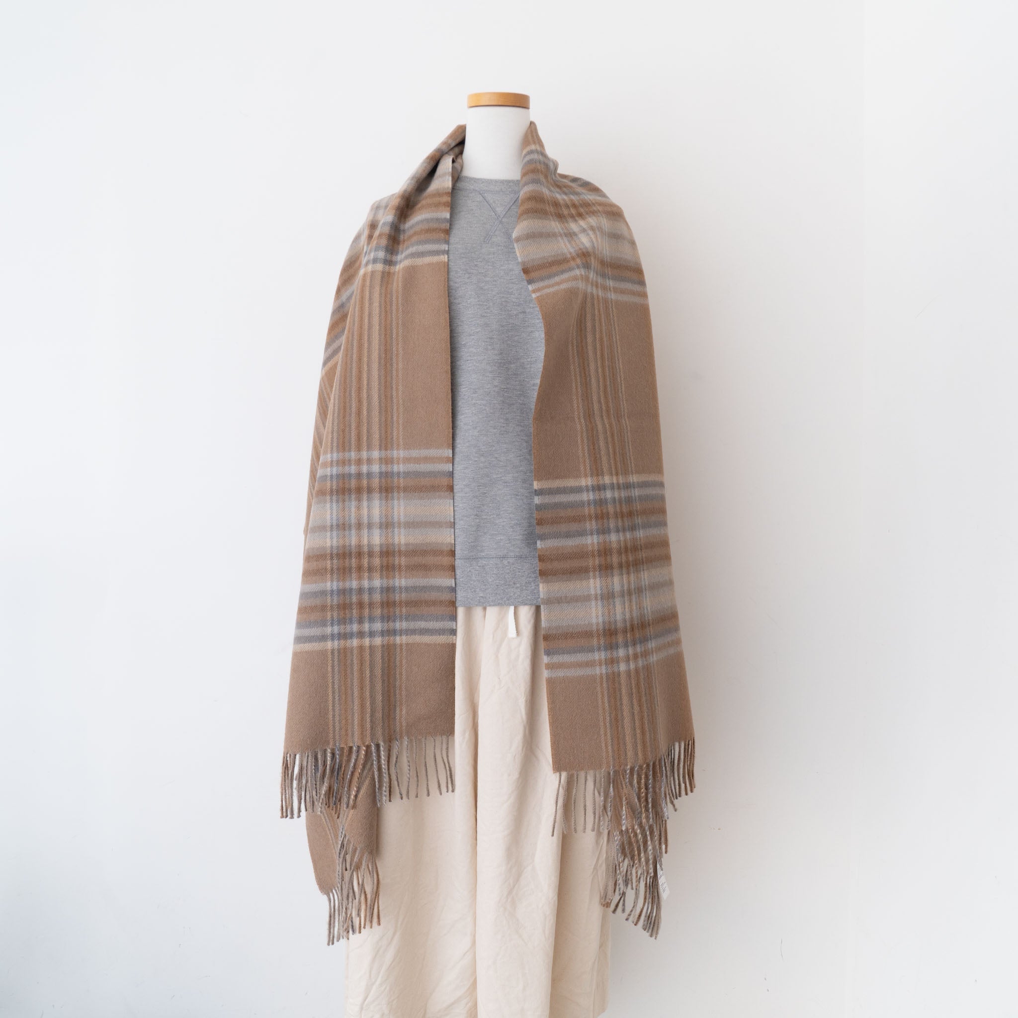 THE INOUE BROTHERS.../ Large Brushed Stole (Pattern) TIB22