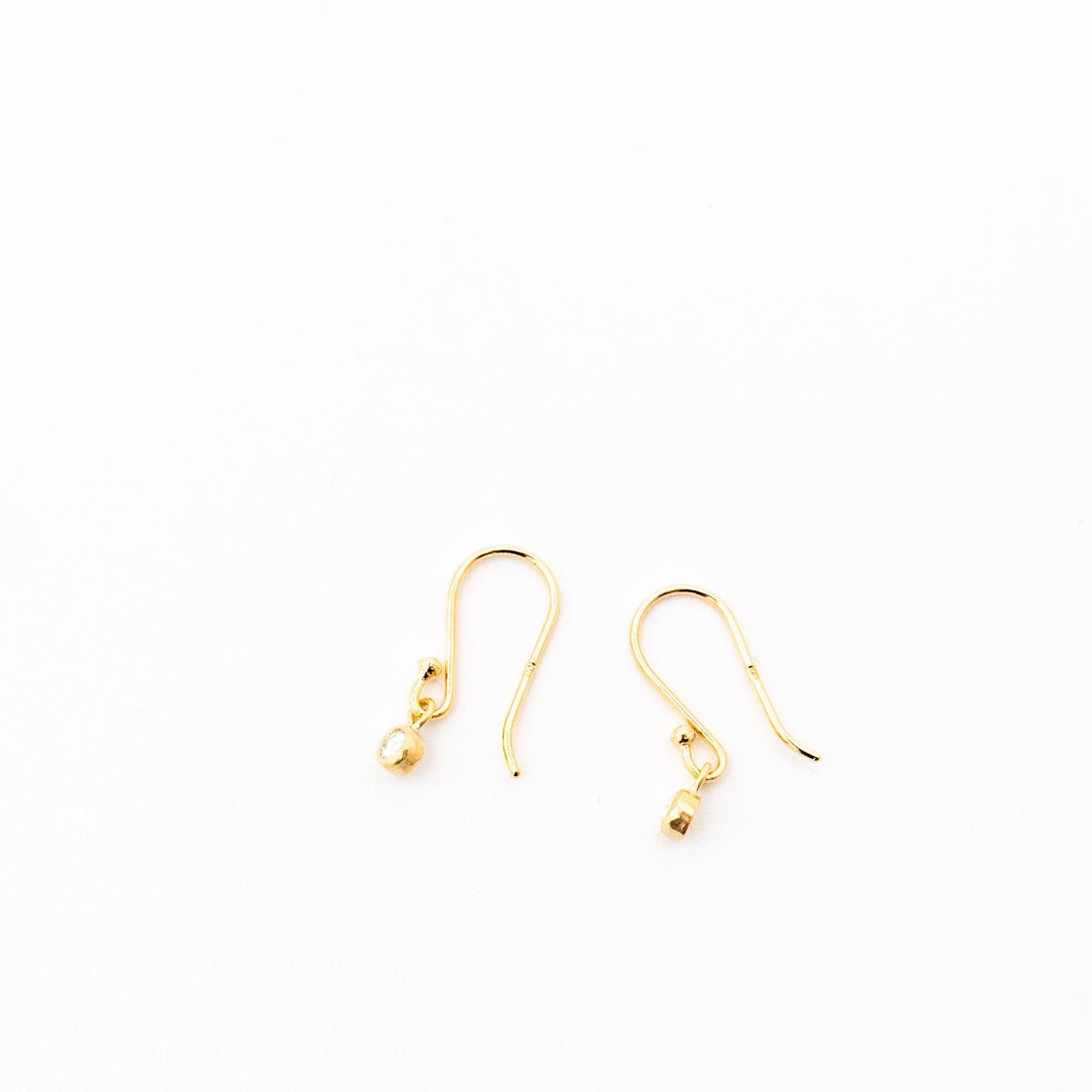 SOURCE/　18kt Gold 2mm Rosecut Diamond Hanging Earrings-Y - haus-netstore