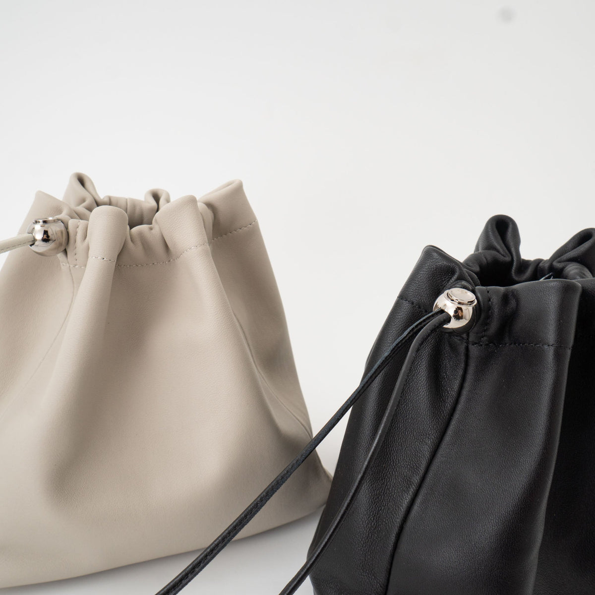 _Fot/　gather bag S _triangle 1102b - haus-netstore